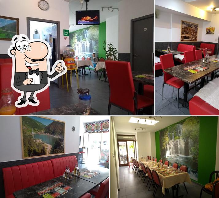 Check out how Snack Pita Antalya looks inside
