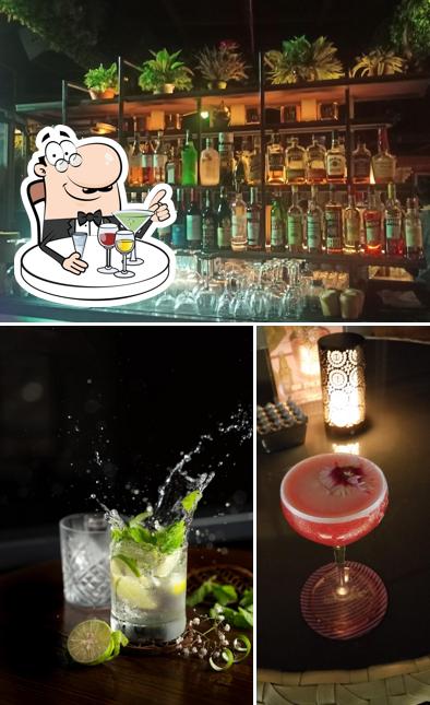 Picture of Cloud 22 Rooftop Bar, Surabaya - Carta del restaurante y opiniones
