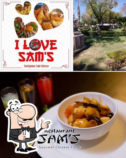 Здесь можно посмотреть фотографию ресторана "Sam's"