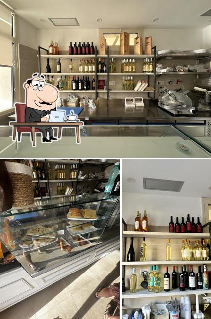 Gli interni di Pizza & Sfizi