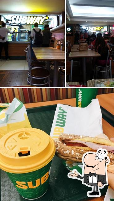 O interior do Subway