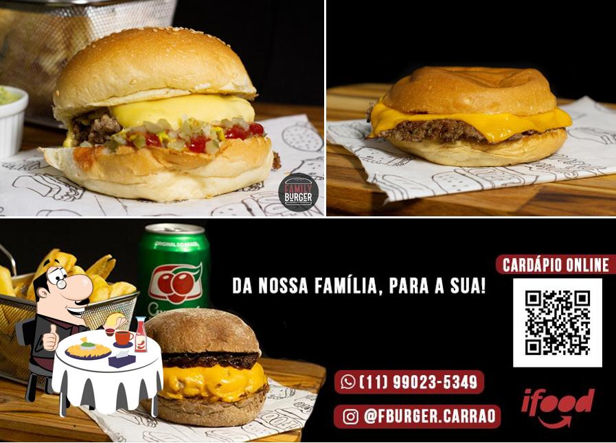 Consiga um hambúrguer no Family Burger Carrão