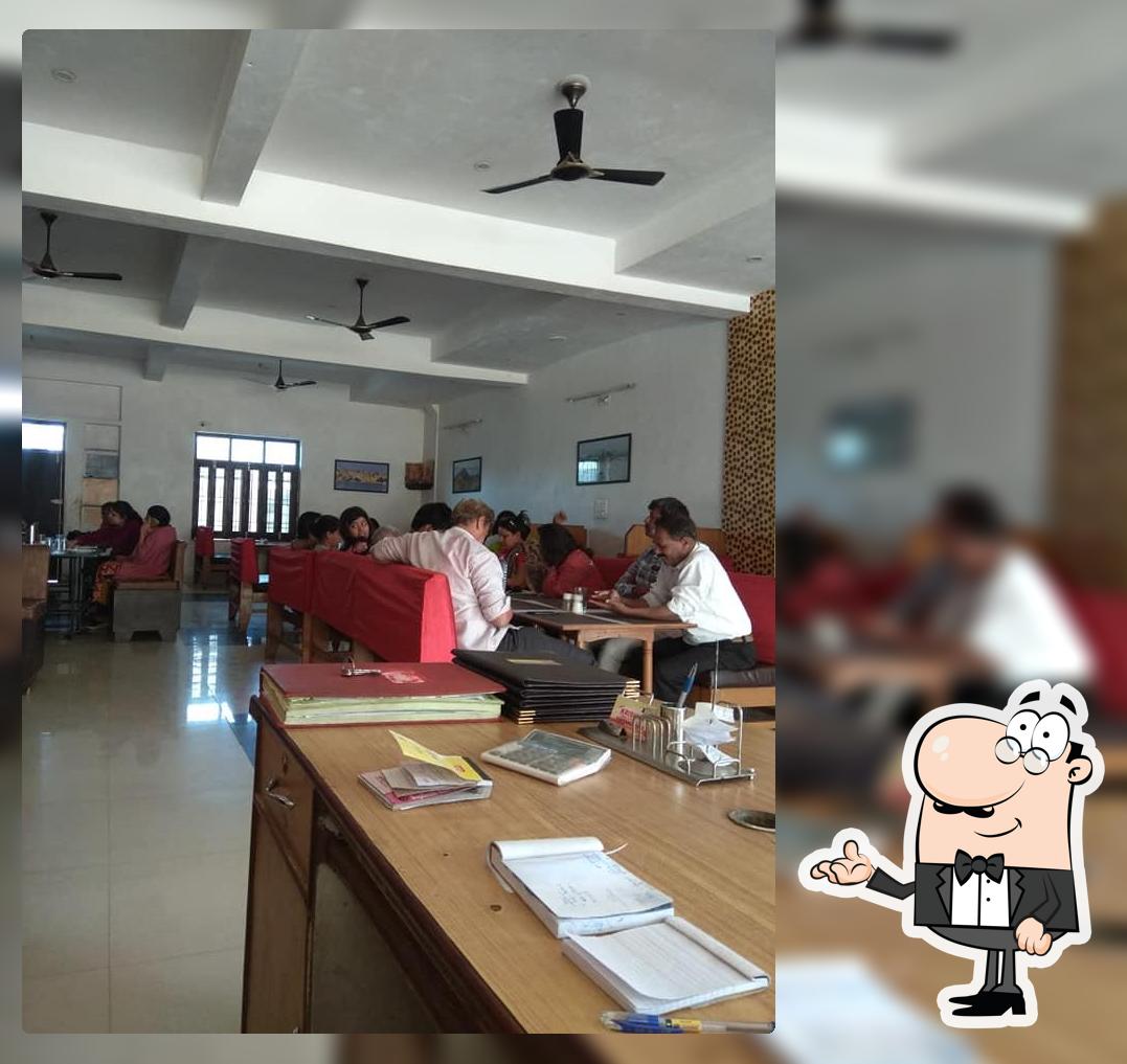 Shree krishna hotel ratdi