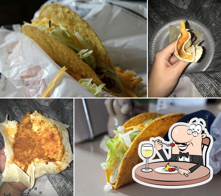 Taco Bell, 1800 Jackson St in Oshkosh Restaurant menu and reviews