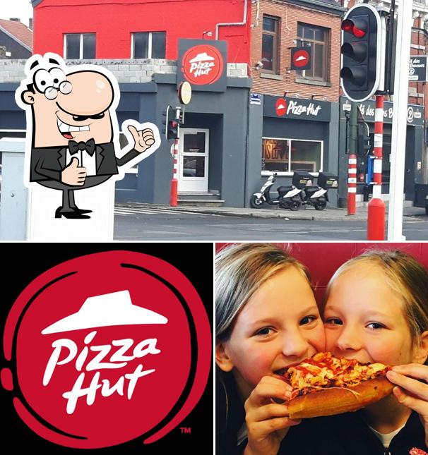 Regarder la photo de Pizza Hut Delivery