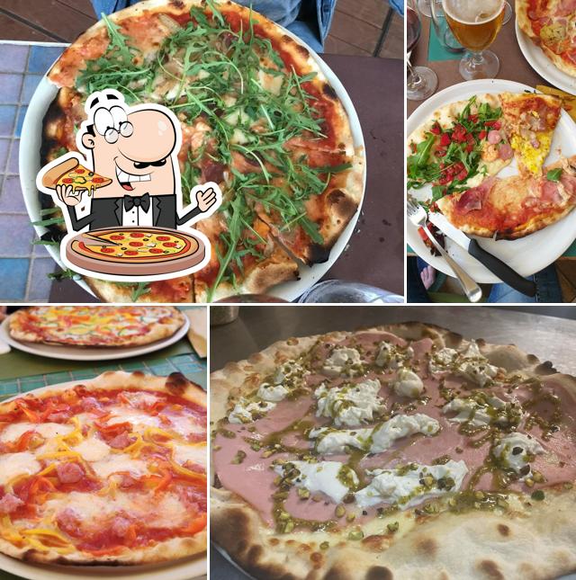 Probiert eine Pizza bei Peo Bar