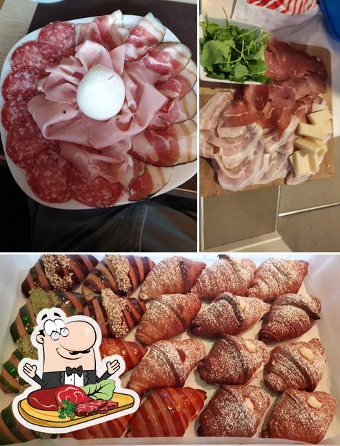 Prova i un pasto a base di carne a Senso Unico by Rosy