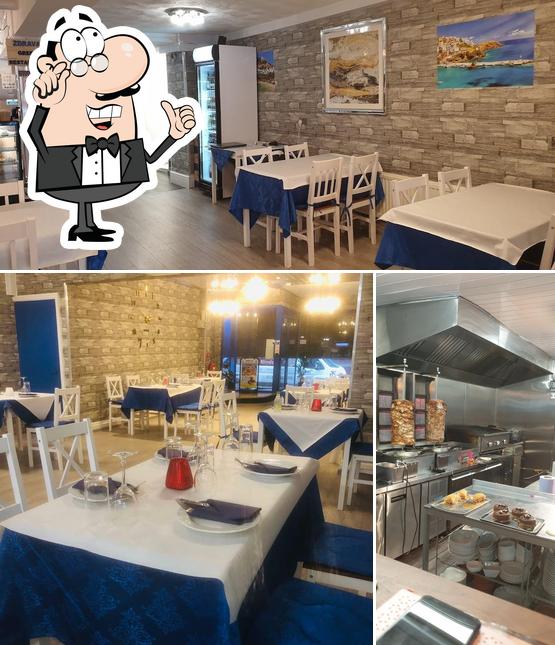 The interior of Zdrava Greek Restaurant