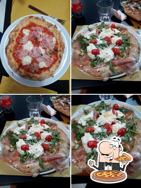 Pomodoro & Basilico - pizza and food