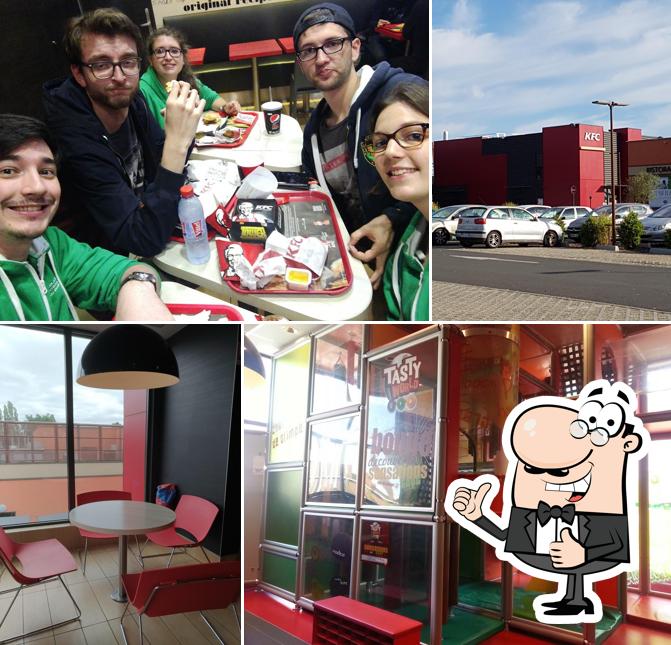 Regarder cette photo de KFC Le Mans Hunaudières