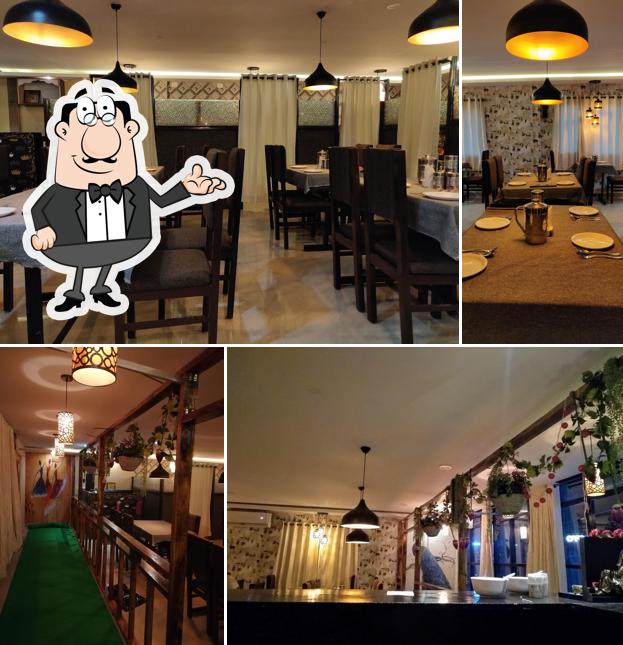 Sri King's Family Restaurant(Tiffins, meals, Biryani)