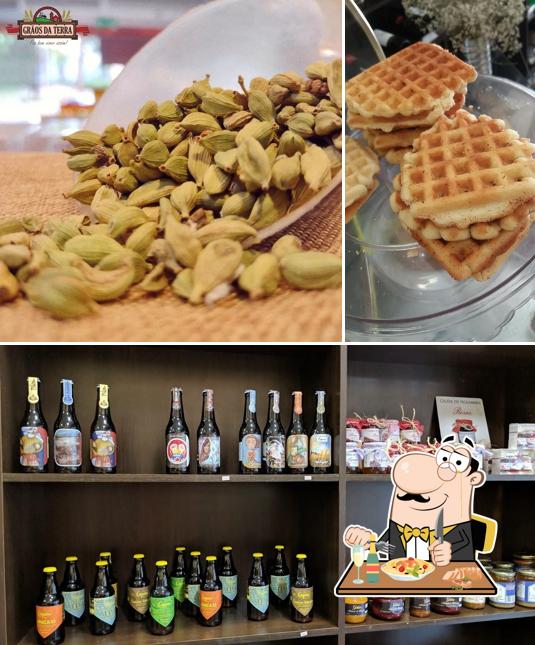 Esta é a foto ilustrando comida e cerveja a Rosas de Holambra Cafeteria e Sorveteria