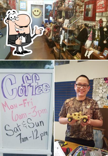 Daisy's Artish Cafe in Lake Villa Restaurant menu and reviews