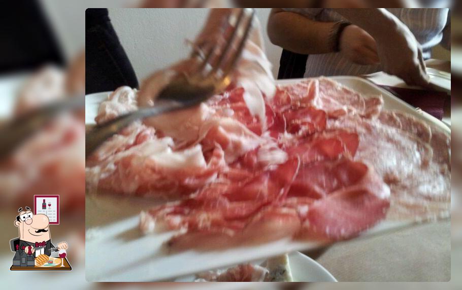 Prenditi i piatti di carne al ristorante La Posta
