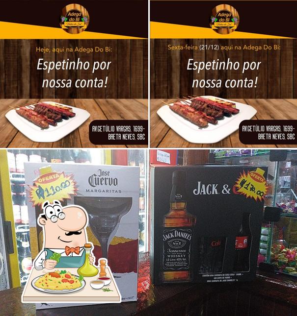 A ilustração da comida e cerveja no Adega do Bi