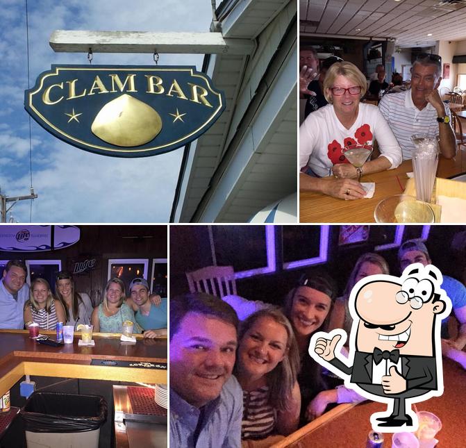 Surf City Hotel's Clam Bar in Surf City Restaurant menu and reviews