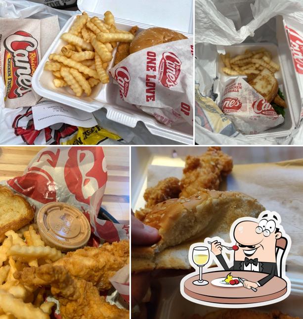 Raising Cane's Chicken Fingers in Bloomington Restaurant menu and reviews