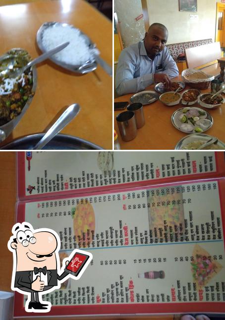 Tiwarii Restaurant