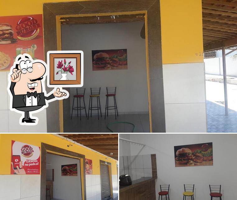 O interior do Hamburgueria Good Burguer