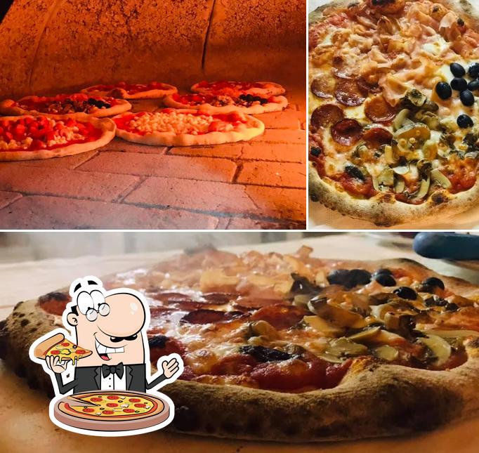 Scegli una pizza a Il Ristoro Della Civita 2.0