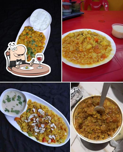 Food at Swaminarayan Khichdi
