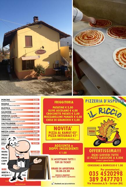 Tra le varie cose da Pizzeria il Riccio si possono trovare la esterno e interni