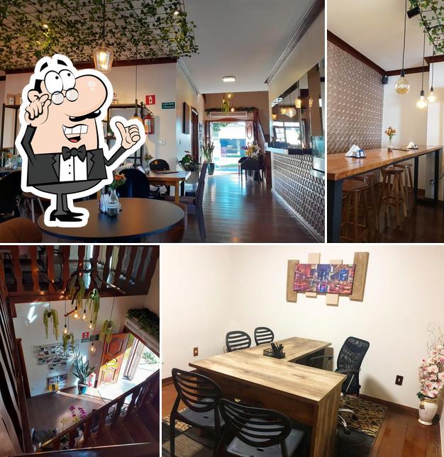 O interior do Labor Coffee Cafeteria e Business