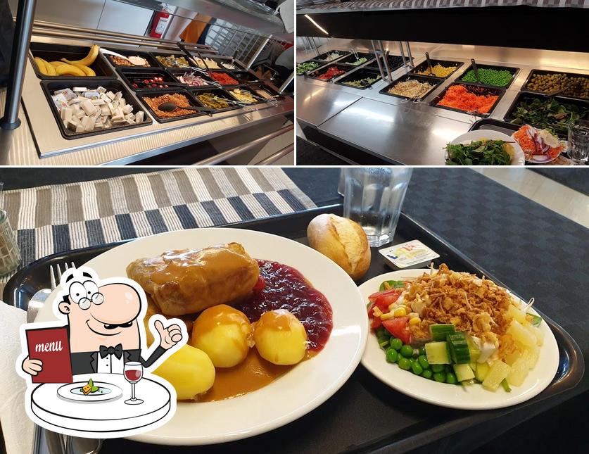 Meals at Lunchrestaurang hos Scania Kungens Kurva