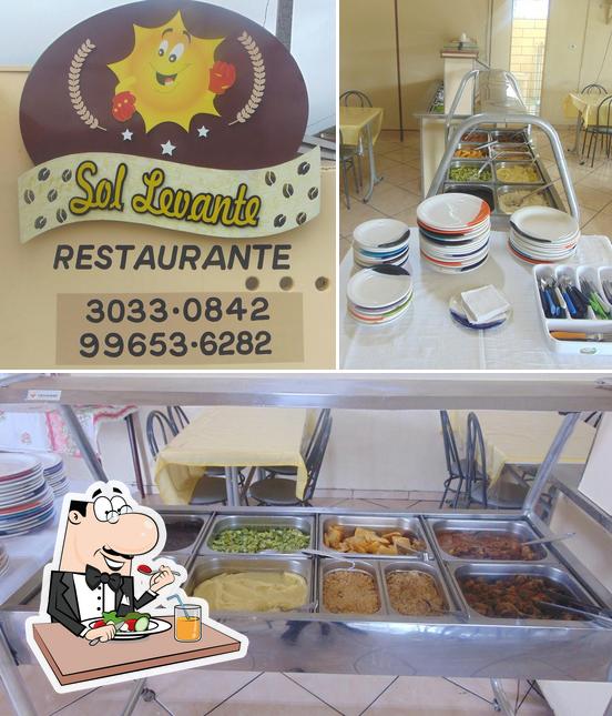 Comida em Restaurante Sol Levante