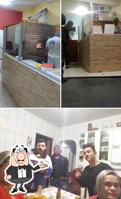 O interior do Larissa Pizzaria