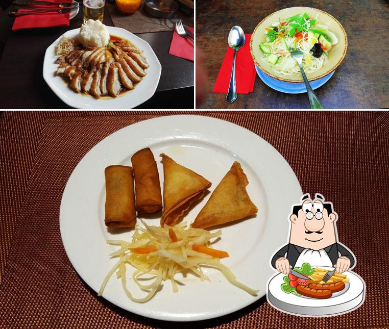 Food at Yuen Restaurant