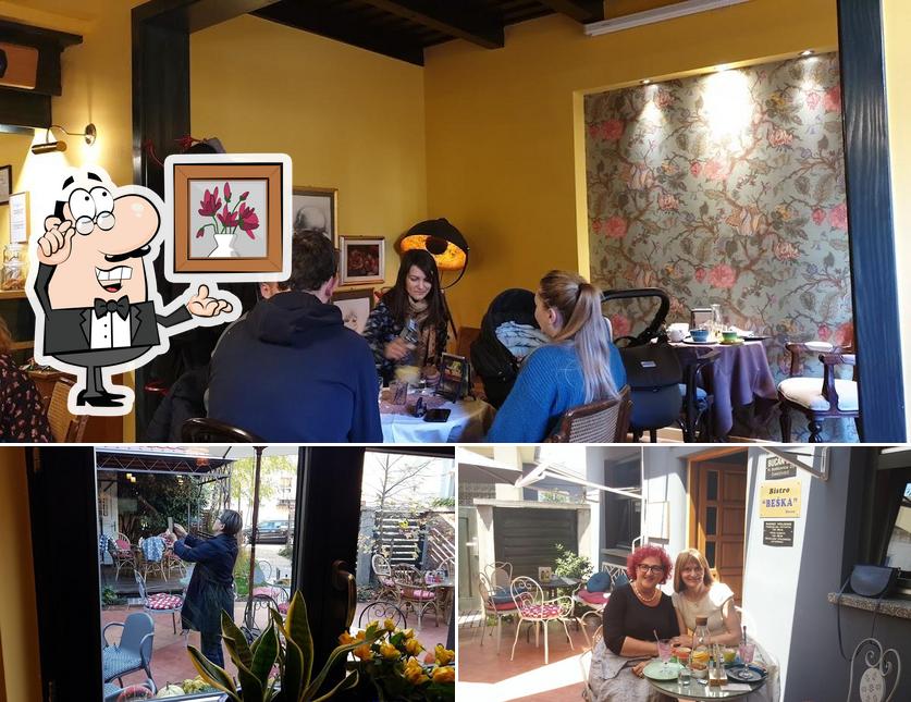 Installez-vous à l'une des tables de Bistro Beška