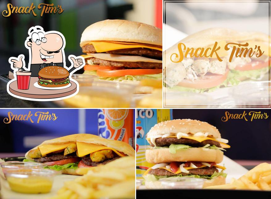 Prenez un hamburger à Snack Tims