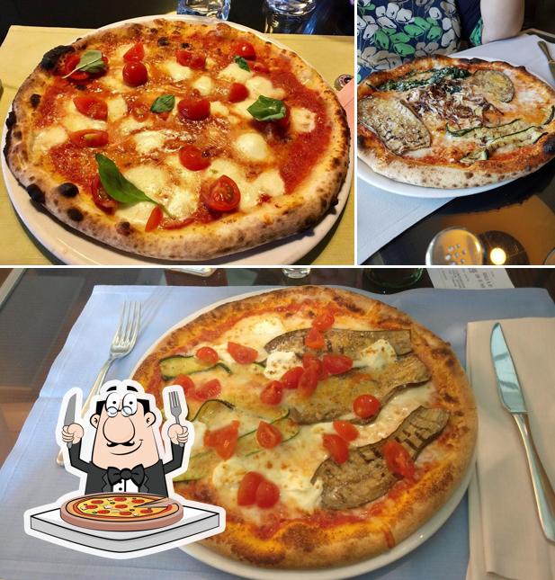 Choisissez des pizzas à Fucina Ristorante Pizzeria - A.M. Food Srl