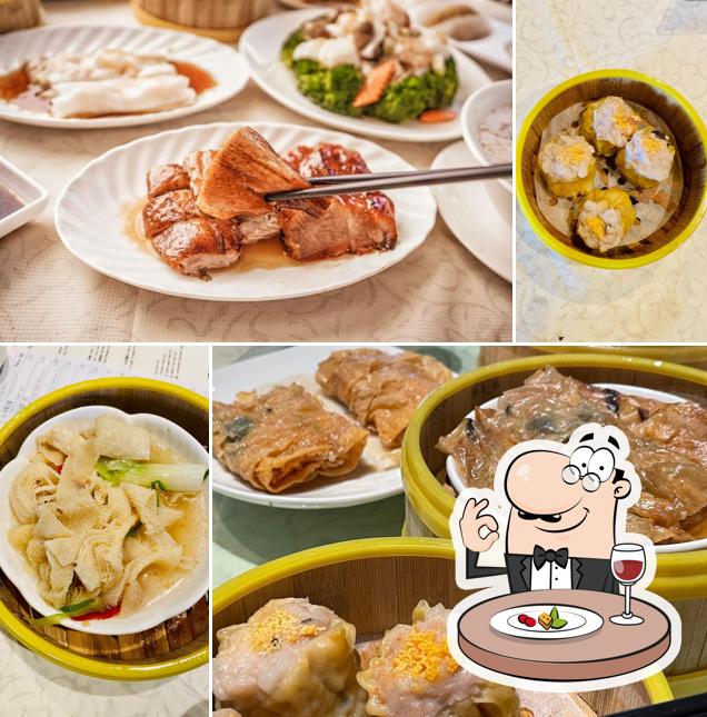 C142 Restaurant Sifu Wong Kitchen Food 