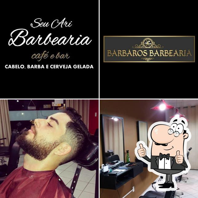 Here's a pic of Seu Ari Barbearia café e bar