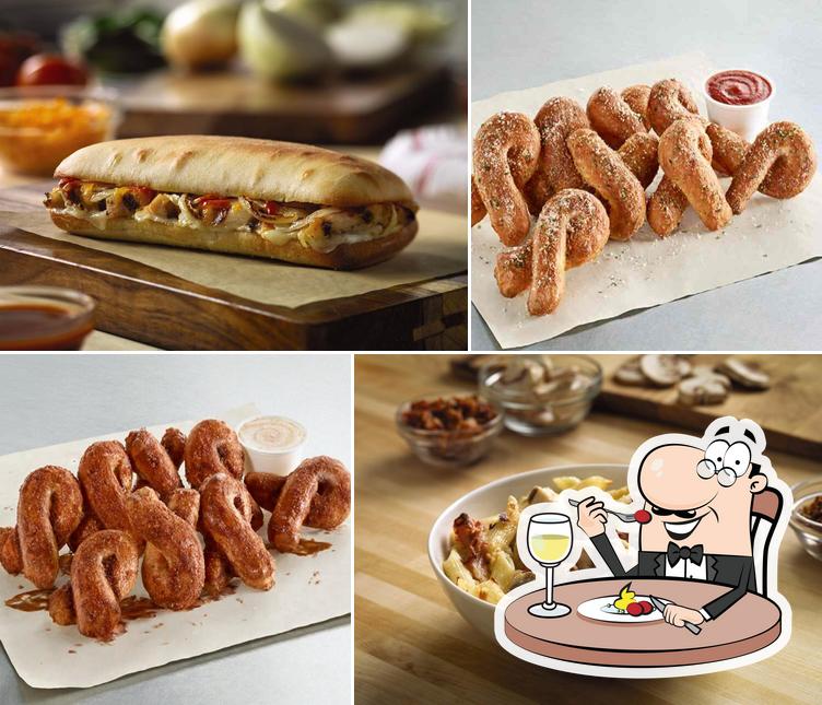 Domino's Pizza in Batavia Restaurant menu and reviews
