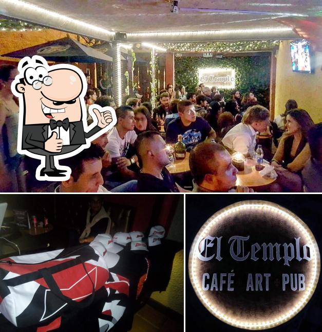 Aquí tienes una foto de El Templo - Café Art Pub