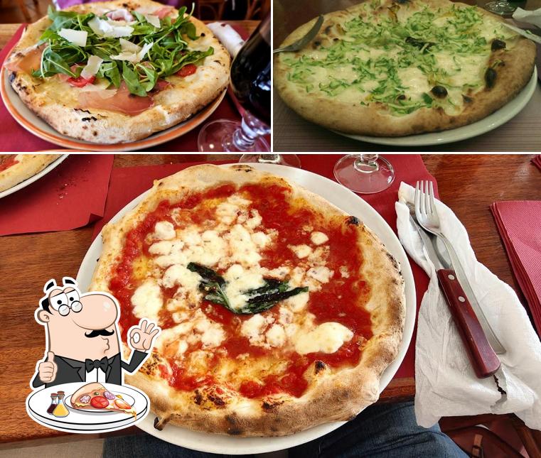 Ordina tra le molte varianti di pizza