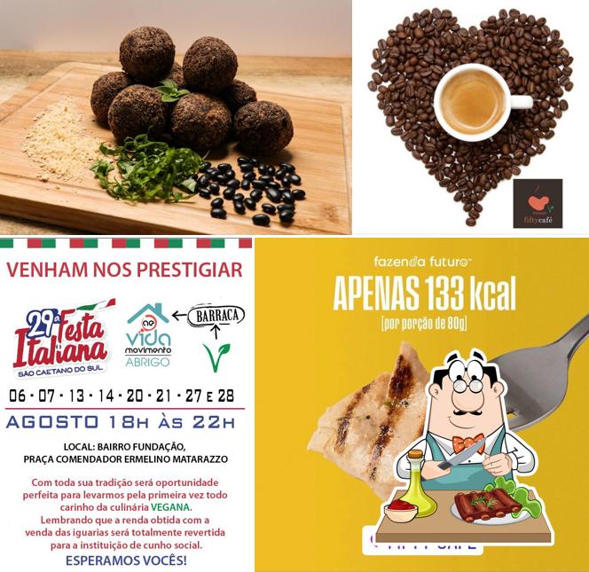 Experimente refeições de carne no Fifty Café