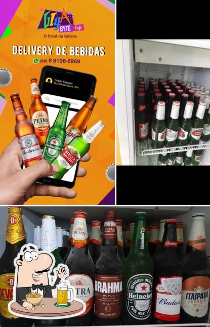 Peça uma tulipa de cerveja leve ou escura