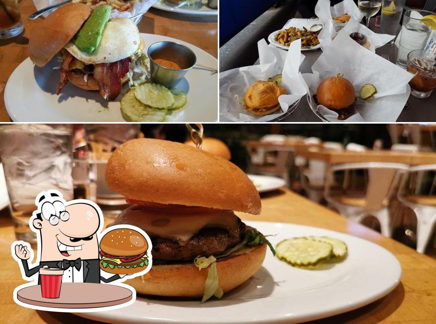 Zinburger, 6390 E Grant Rd in Tucson Restaurant reviews
