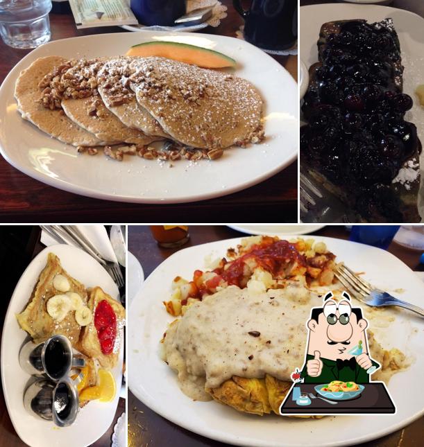 Blueberry Hill Breakfast Cafe, 3041 Butterfield Rd in Oak Brook Restaurant menu and reviews