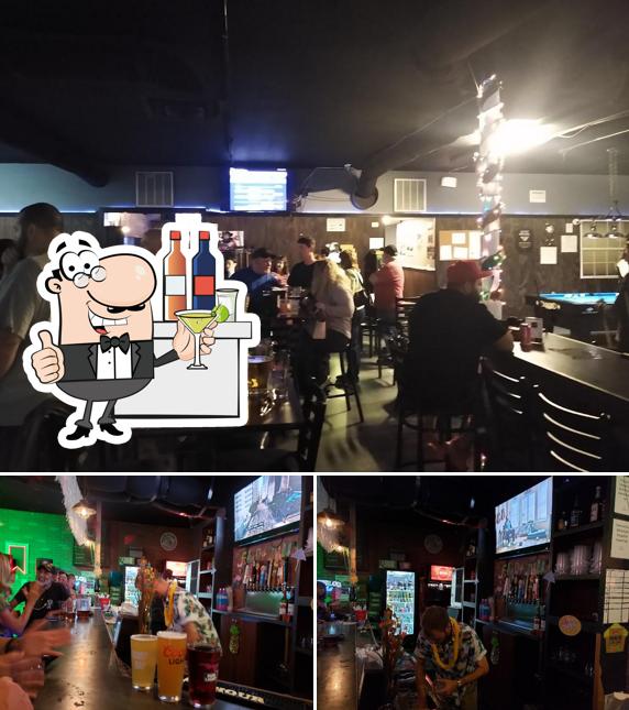 LA Billiards in Zephyrhills Restaurant menu and reviews