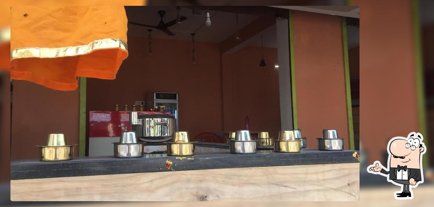 The interior of Karthi Kadai