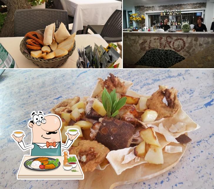 Questa è la foto che presenta la cibo e bancone da bar di El Tro'