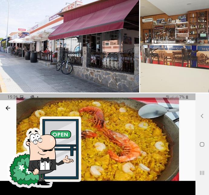 The picture of Restaurante Marisquería Casa Bernardo’s exterior and seafood