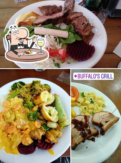 Comida em Buffalo's Grill