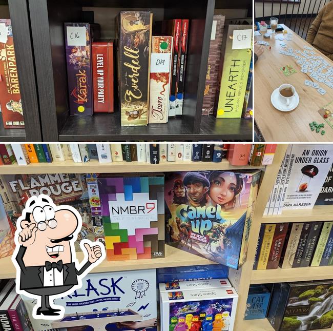 L'intérieur de Turns and Tales Board Game Cafe