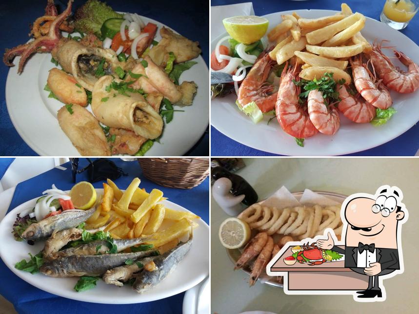 Salamis Restaurant, Fish Tavern & Sports Bar